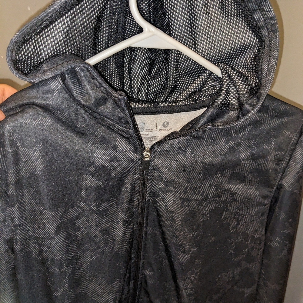 Sweater - Picture 2 of 3